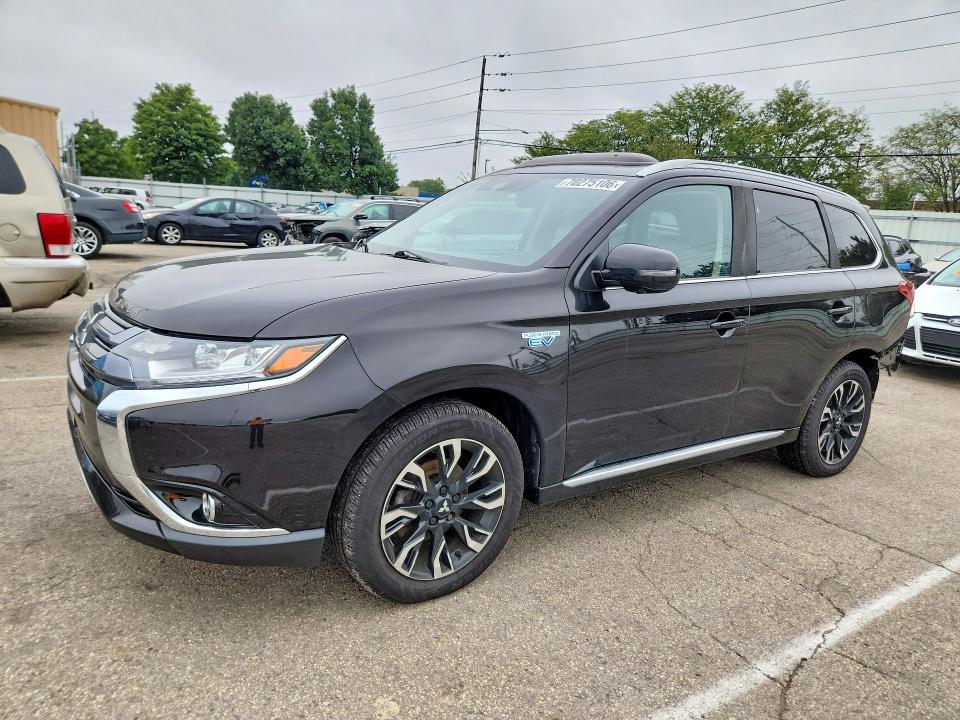70275106 :رقم المزاد ، JA4J24A56JZ028845 vin ، 2018 Mitsubishi Outlander مزاد بيع