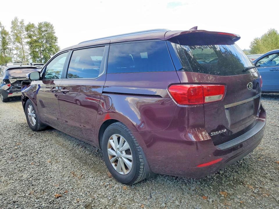 69787646 :رقم المزاد ، KNDMB5C14G6200156 vin ، 2016 Kia Sedona مزاد بيع