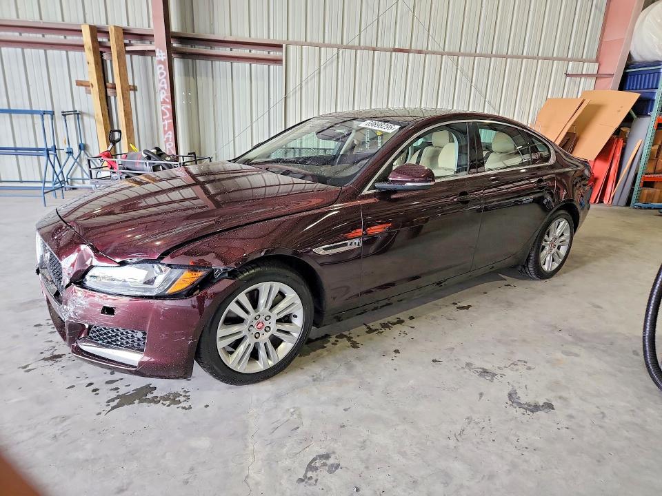 Auction sale of the 2017 Jaguar Xf, vin: SAJBD4BV9HCY29254, lot number: 69898296