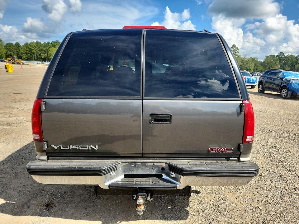 67701056 :رقم المزاد ، 1GKEC13R8XJ788323 vin ، 1999 Gmc Yukon مزاد بيع