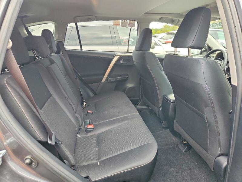 Продажа на аукционе авто 2015 Toyota Rav4, vin: JTMRFREV5FD102099, номер лота: 70676376