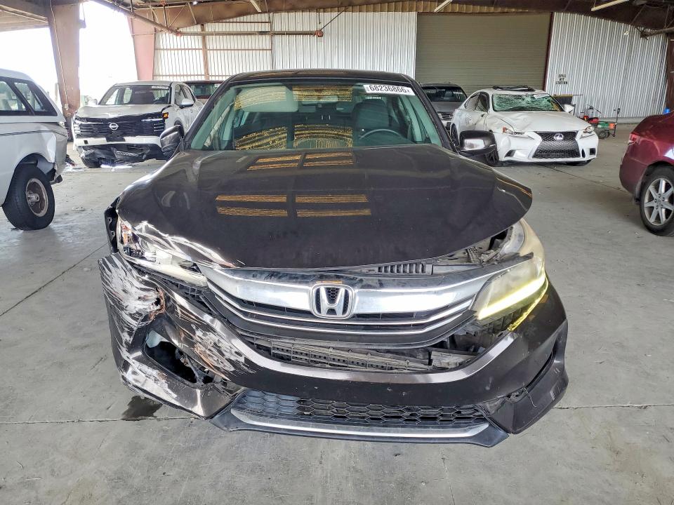 Продажа на аукционе авто 2017 Honda Accord, vin: 1HGCR2F7XHA218585, номер лота: 68236866