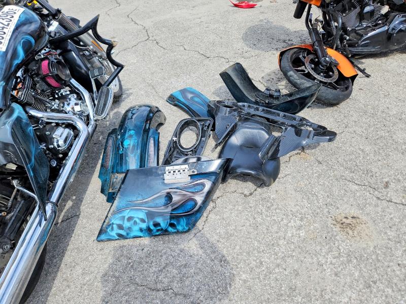 Продажа на аукционе авто 2009 Harley-davidson Flhx, vin: 1HD1KB4119Y632032, номер лота: 68042396