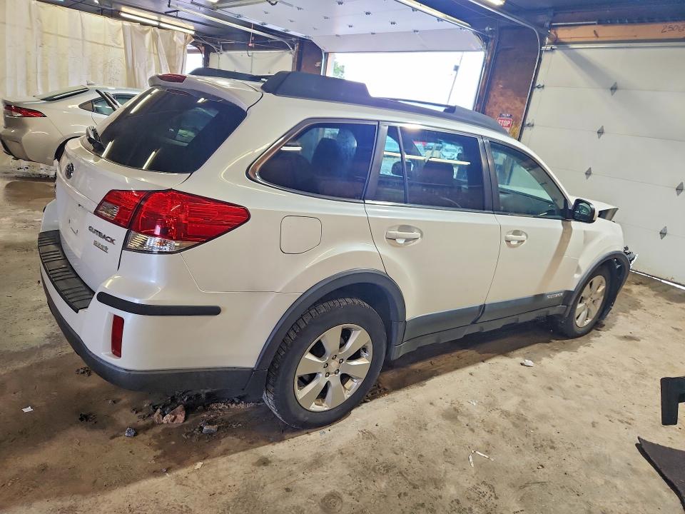 Продаж на аукціоні авто 2011 Subaru Outback, vin: 4S4BRBCC7B3436888, номер лоту: 69671006