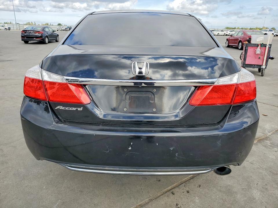 2015 Honda Accord მანქანა იყიდება აუქციონზე, vin: 1HGCR2F38FA033638, აუქციონის ნომერი: 67451086