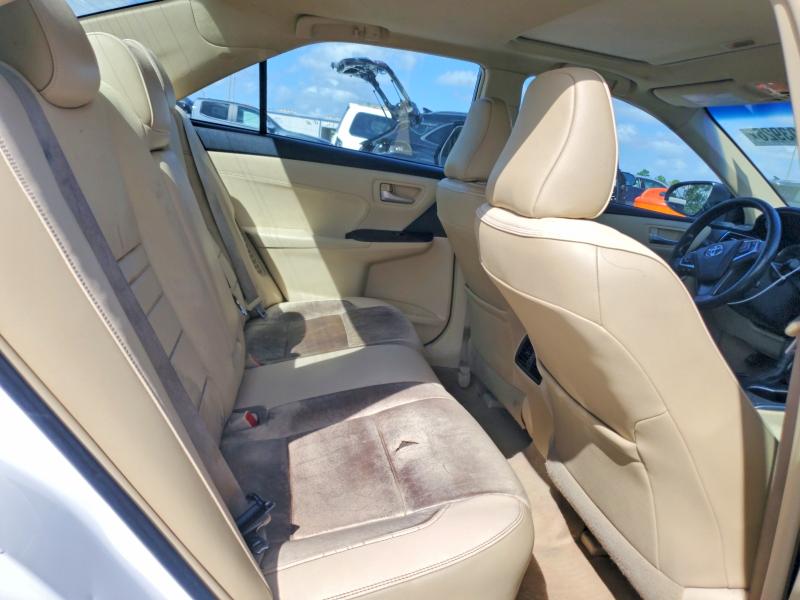 69303926 :رقم المزاد ، 4T1BD1FK9FU171130 vin ، 2015 Toyota Camry Hybrid مزاد بيع