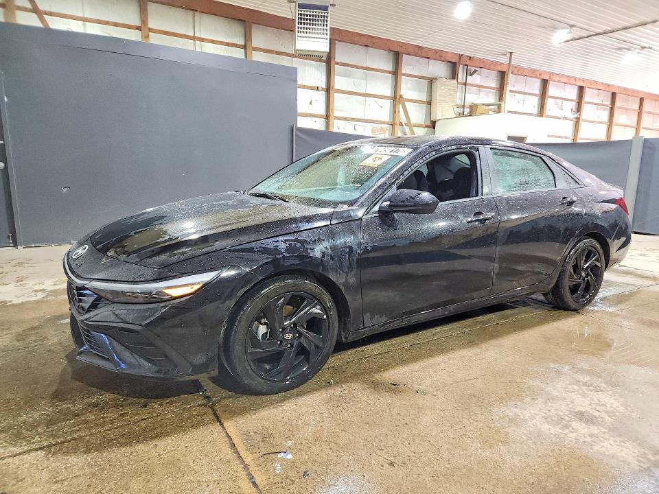2026 Hyundai Elantra მანქანა იყიდება აუქციონზე, vin: KMHLM4DG0TU249715, აუქციონის ნომერი: 70492176