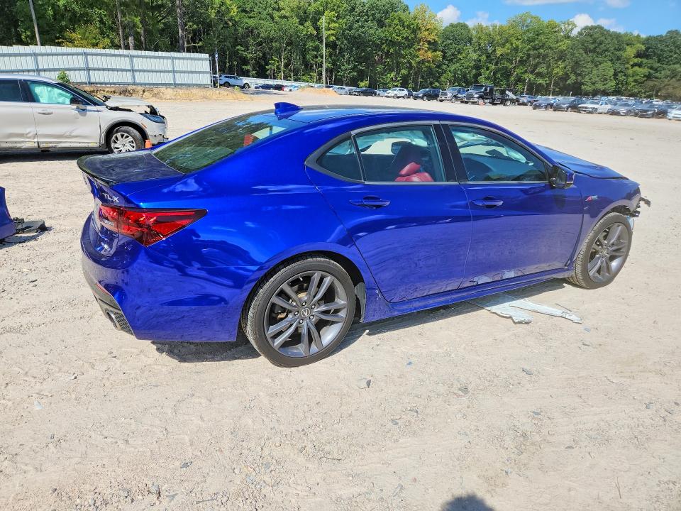 68370716 :رقم المزاد ، 19UUB3F60JA005933 vin ، 2018 Acura Tlx مزاد بيع