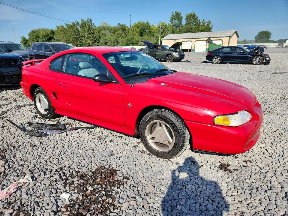 68139286 :رقم المزاد ، 1FALP4049TF102410 vin ، 1996 Ford Mustang مزاد بيع