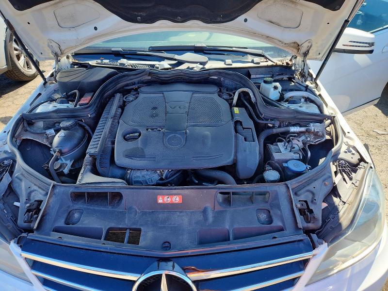 2014 Mercedes-benz C მანქანა იყიდება აუქციონზე, vin: WDDGF8AB9EG177615, აუქციონის ნომერი: 68056506