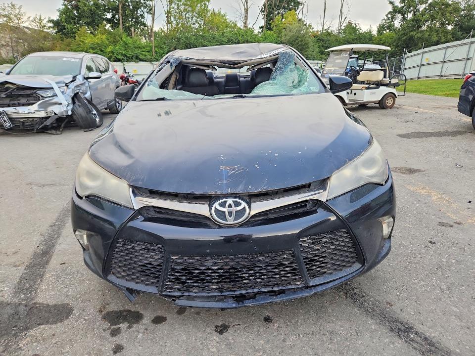 2017 Toyota Camry მანქანა იყიდება აუქციონზე, vin: 4T1BF1FK2HU393327, აუქციონის ნომერი: 69743376