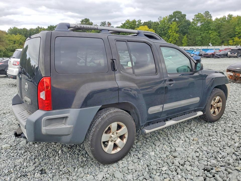 70310856 :رقم المزاد ، 5N1AN0NU5CC518010 vin ، 2012 Nissan Xterra مزاد بيع