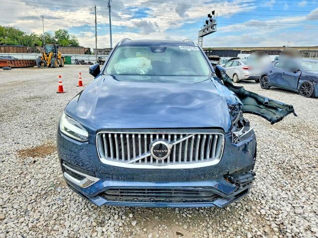 2025 Volvo Xc90 მანქანა იყიდება აუქციონზე, vin: YV4062PE2S1318238, აუქციონის ნომერი: 68264776