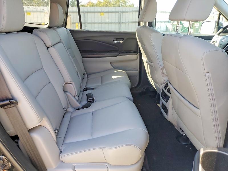 Продаж на аукціоні авто 2017 Honda Pilot, vin: 5FNYF6H78HB024484, номер лоту: 69759966