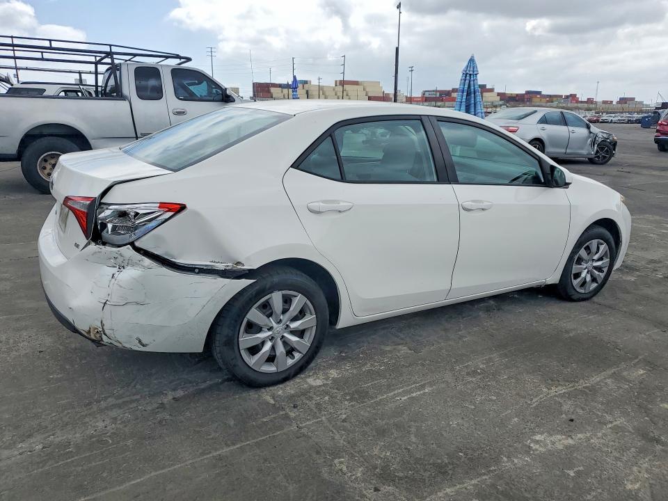 68712346 :رقم المزاد ، 5YFBURHE0GP446666 vin ، 2016 Toyota Corolla مزاد بيع