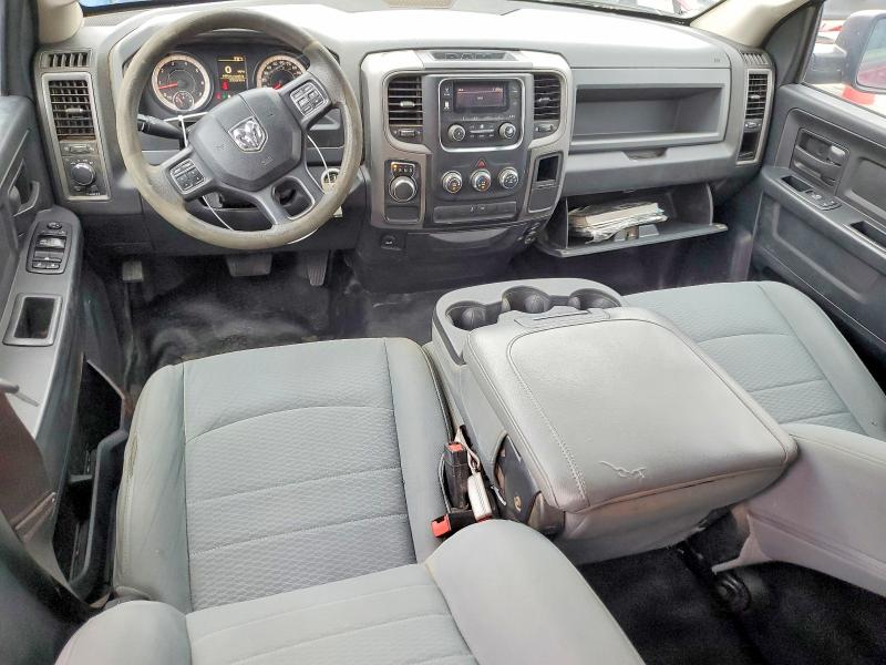 69699786 :رقم المزاد ، 1C6RR6FT7JS180222 vin ، 2018 Ram 1500 مزاد بيع