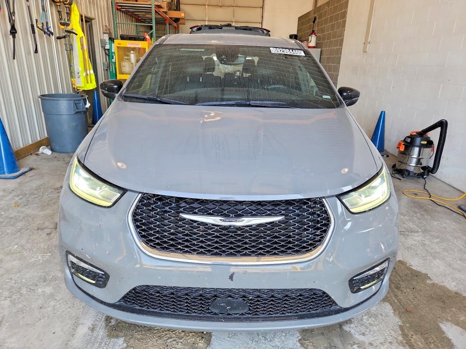 69298446 :رقم المزاد ، 2C4RC1BG4SR511251 vin ، 2025 Chrysler Pacifica مزاد بيع