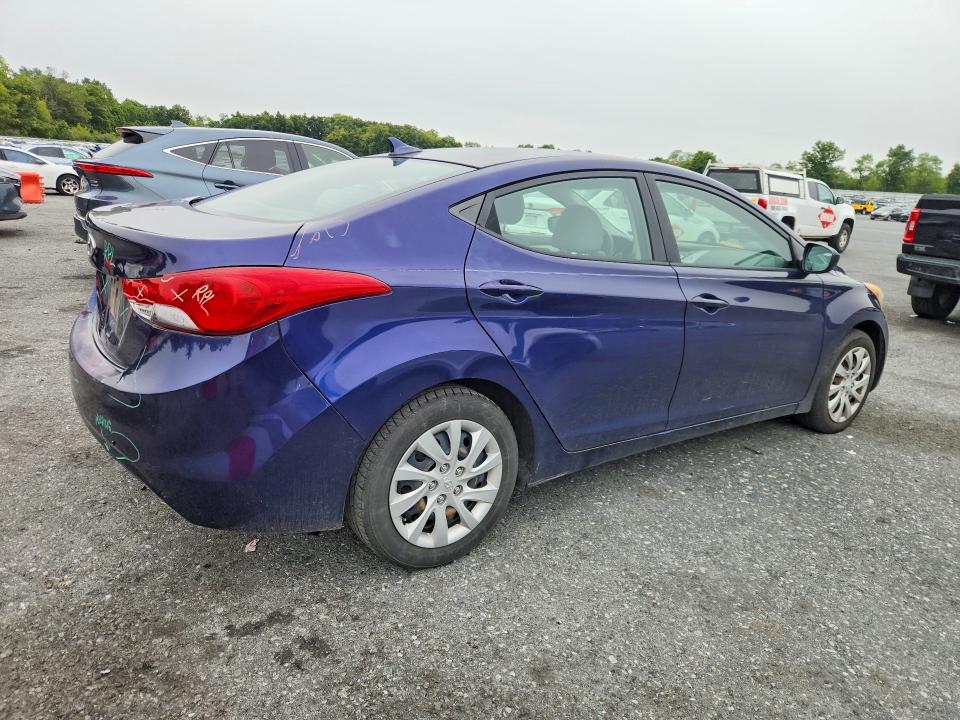 2011 Hyundai Elantra მანქანა იყიდება აუქციონზე, vin: 5NPDH4AE2BH061044, აუქციონის ნომერი: 69791346