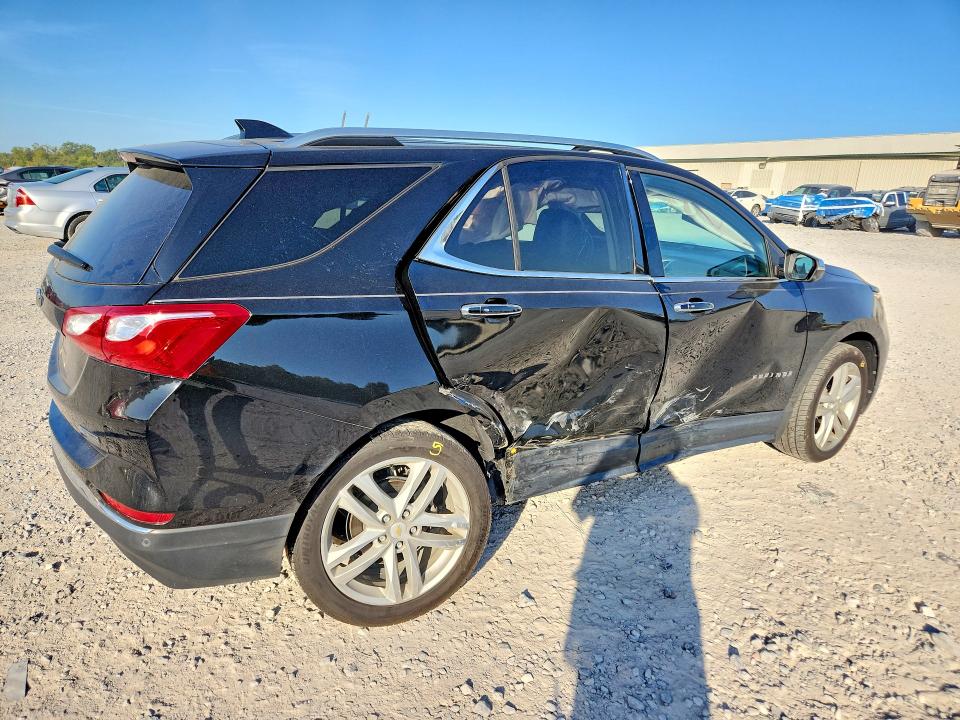 Продажа на аукционе авто 2018 Chevrolet Equinox, vin: 2GNAXNEX0J6173925, номер лота: 68485086
