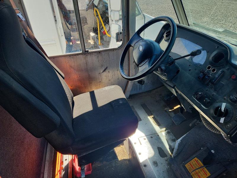 66461146 :رقم المزاد ، 1F65F5KY9D0A09762 vin ، 2013 Ford F59 مزاد بيع