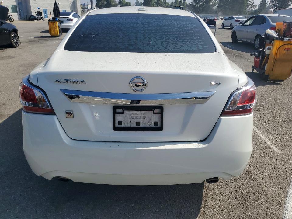 67758236 :رقم المزاد ، 1N4AL3APXFC131961 vin ، 2015 Nissan Altima مزاد بيع