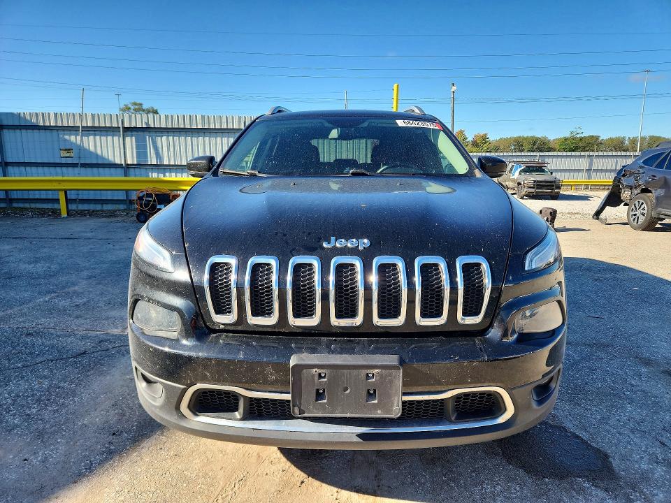68423576 :رقم المزاد ، 1C4PJMDB3JD522596 vin ، 2018 Jeep Cherokee مزاد بيع