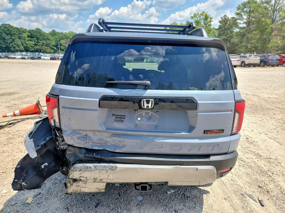 Auction sale of the 2026 Honda Passport, vin: 5FNYF9H55TB041607, lot number: 67023186