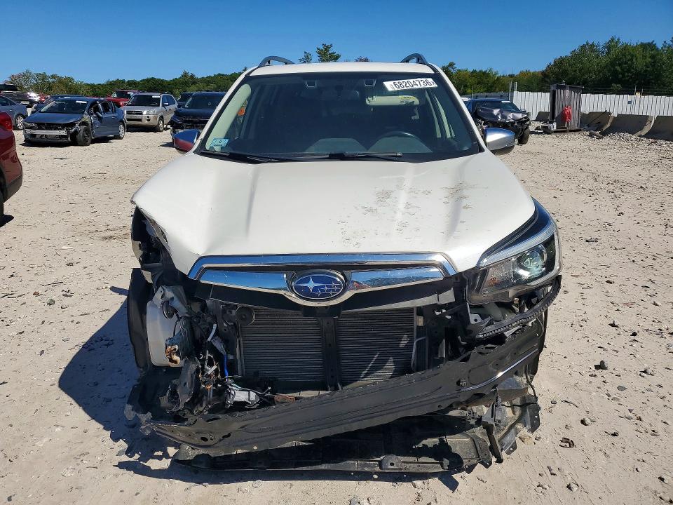 68204736 :رقم المزاد ، JF2SKAWC3KH553368 vin ، 2019 Subaru Forester مزاد بيع