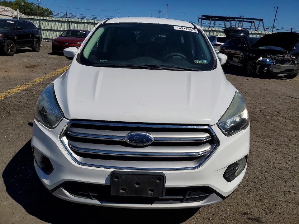 Продажа на аукционе авто 2017 Ford Escape, vin: 1FMCU9GD3HUB48206, номер лота: 69178526