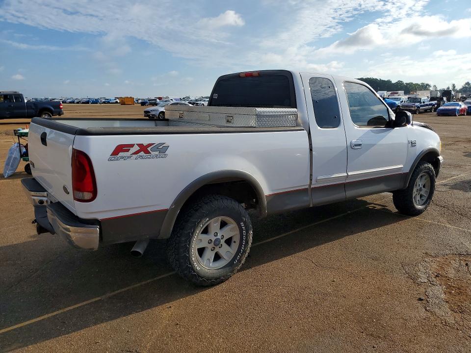 68559746 :رقم المزاد ، 2FTRX18L03CA45623 vin ، 2003 Ford F150 مزاد بيع