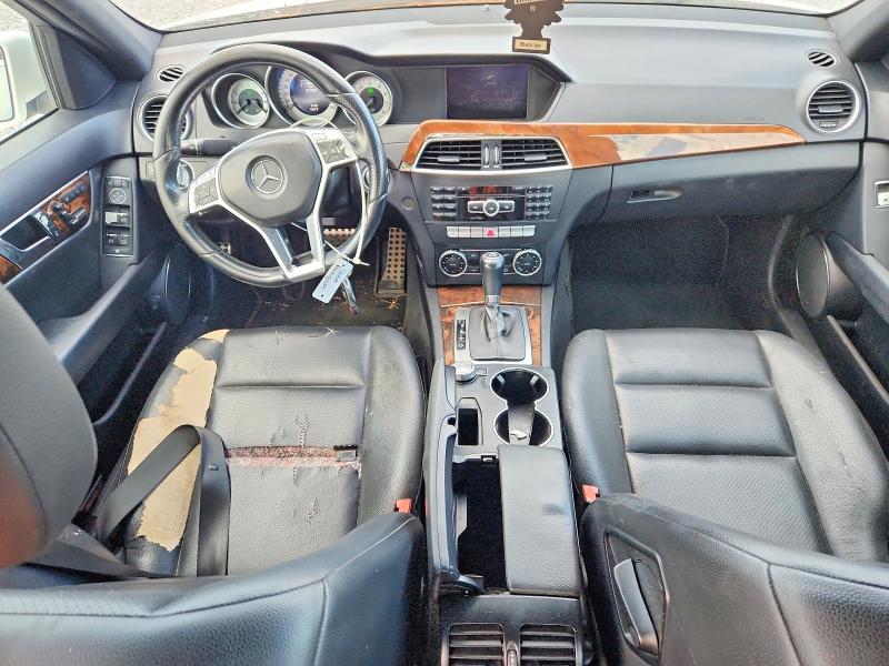67011586 :رقم المزاد ، WDDGF4HB7EA952561 vin ، 2014 Mercedes-benz C مزاد بيع