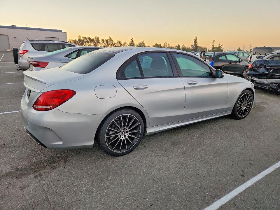 2018 Mercedes-benz C მანქანა იყიდება აუქციონზე, vin: WDDWF4JB6JR420946, აუქციონის ნომერი: 67325496