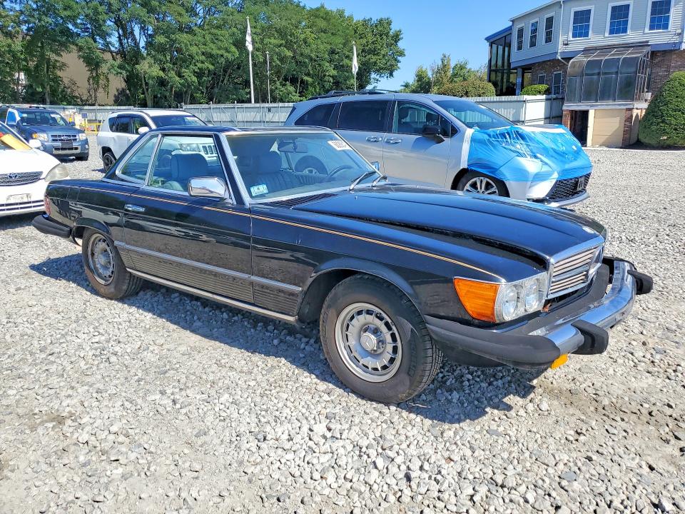 68288476 :رقم المزاد ، WDBBA45AXCB017555 vin ، 1982 Mercedes-benz 380 مزاد بيع