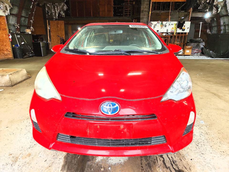 Продажа на аукционе авто 2014 Toyota Prius C, vin: JTDKDTB31E1069304, номер лота: 68664876