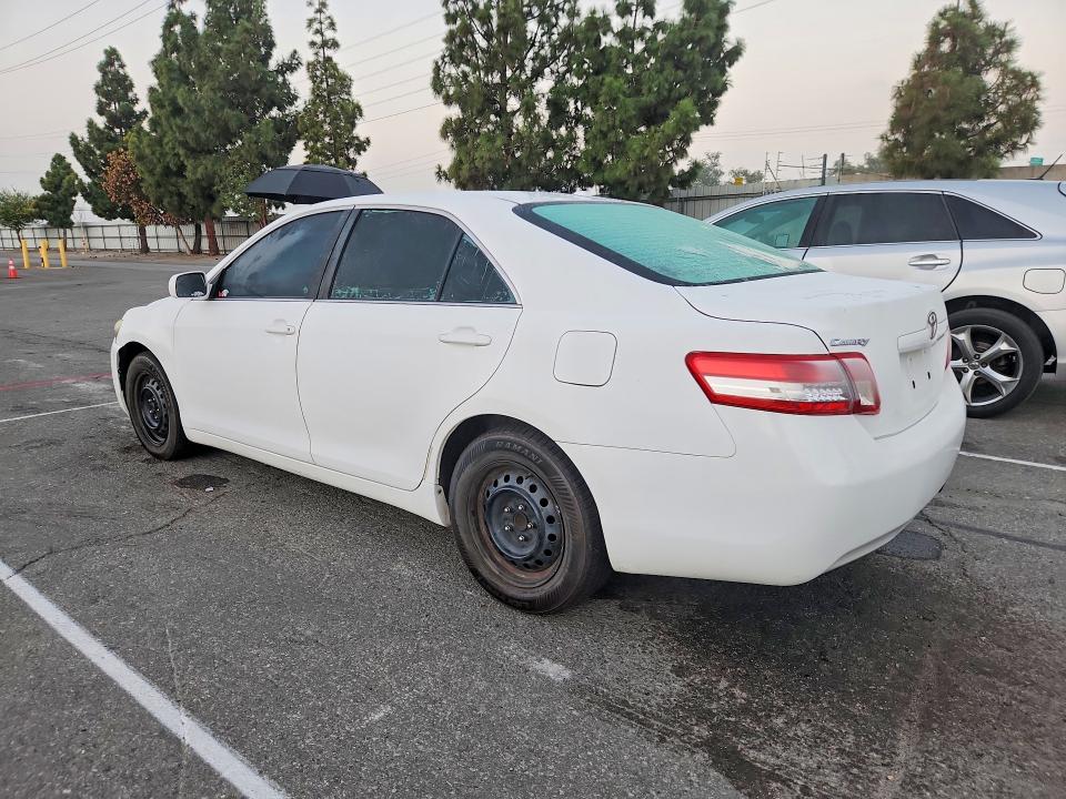 68260256 :رقم المزاد ، 4TFBF3EK7AR019871         vin ، 2010 Toyota Camry مزاد بيع