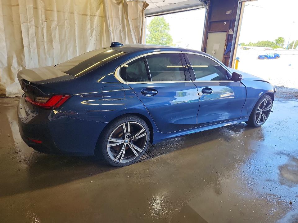 65559416 :رقم المزاد ، 3MW5R1J0XN8C66037 vin ، 2022 Bmw 330i مزاد بيع