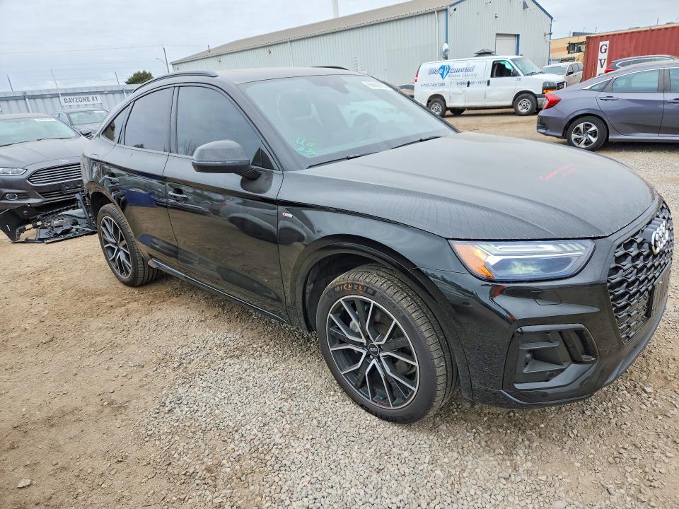 Продажа на аукционе авто 2021 Audi Q5, vin: WA16AAFYXM2084147, номер лота: 69909756