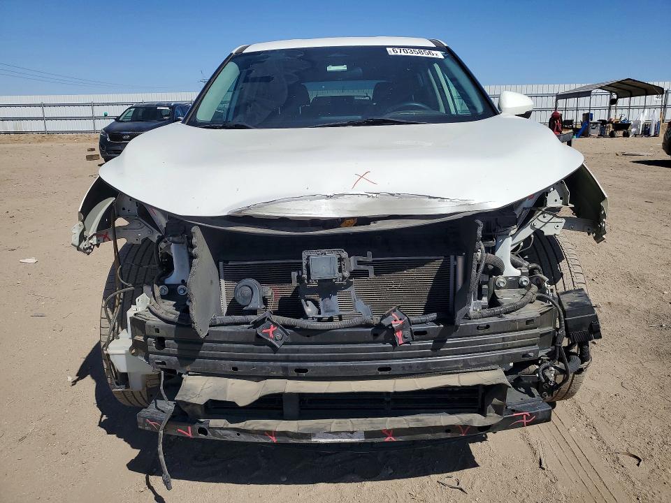 67035856 :رقم المزاد ، 5N1BT3BA0NC691538 vin ، 2022 Nissan Rogue مزاد بيع