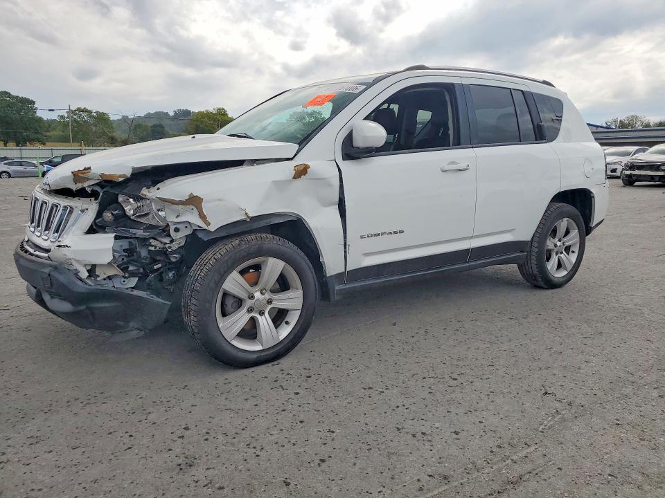 2015 Jeep Compass მანქანა იყიდება აუქციონზე, vin: 1C4NJCEA0FD122171, აუქციონის ნომერი: 67961006