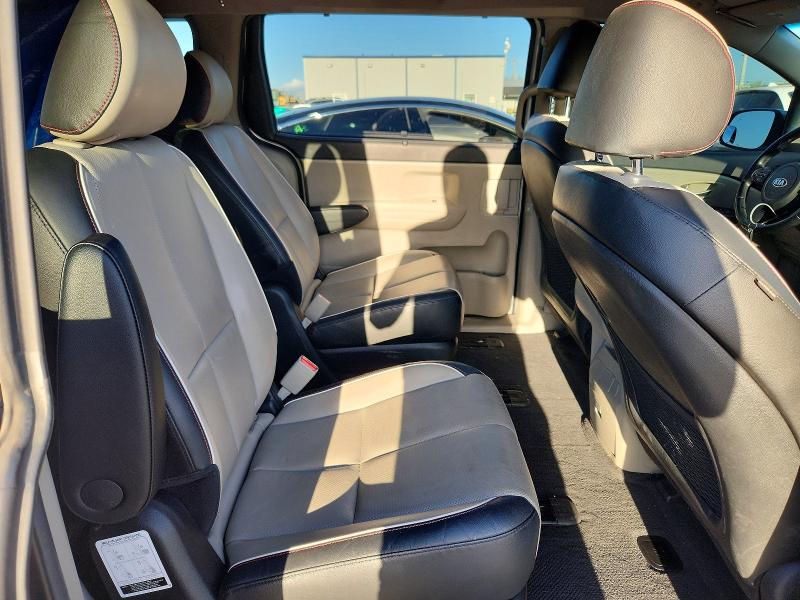 69529056 :رقم المزاد ، KNDMB5C15L6638792 vin ، 2020 Kia Sedona مزاد بيع