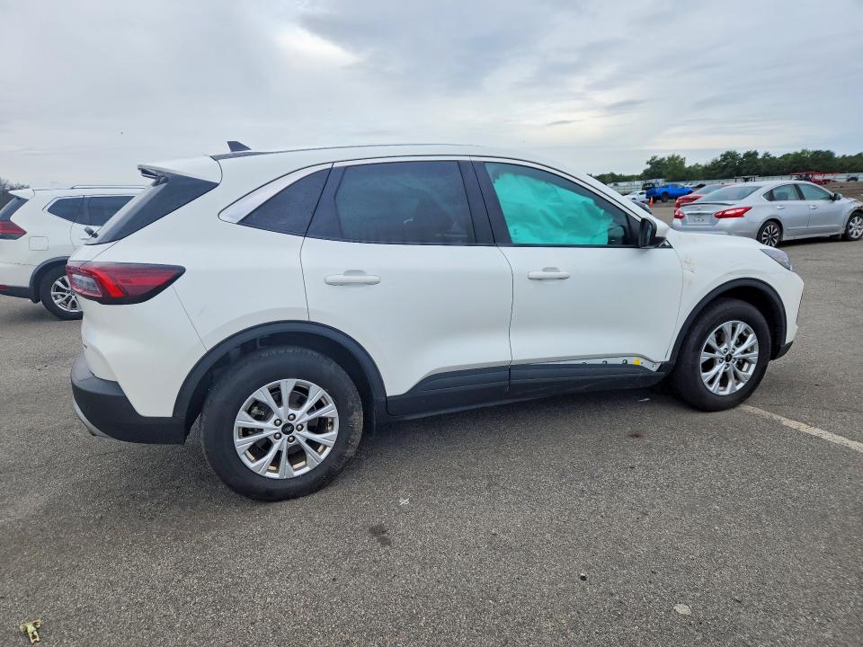 69324136 :رقم المزاد ، 1FMCU9GNXPUB05599 vin ، 2023 Ford Escape مزاد بيع
