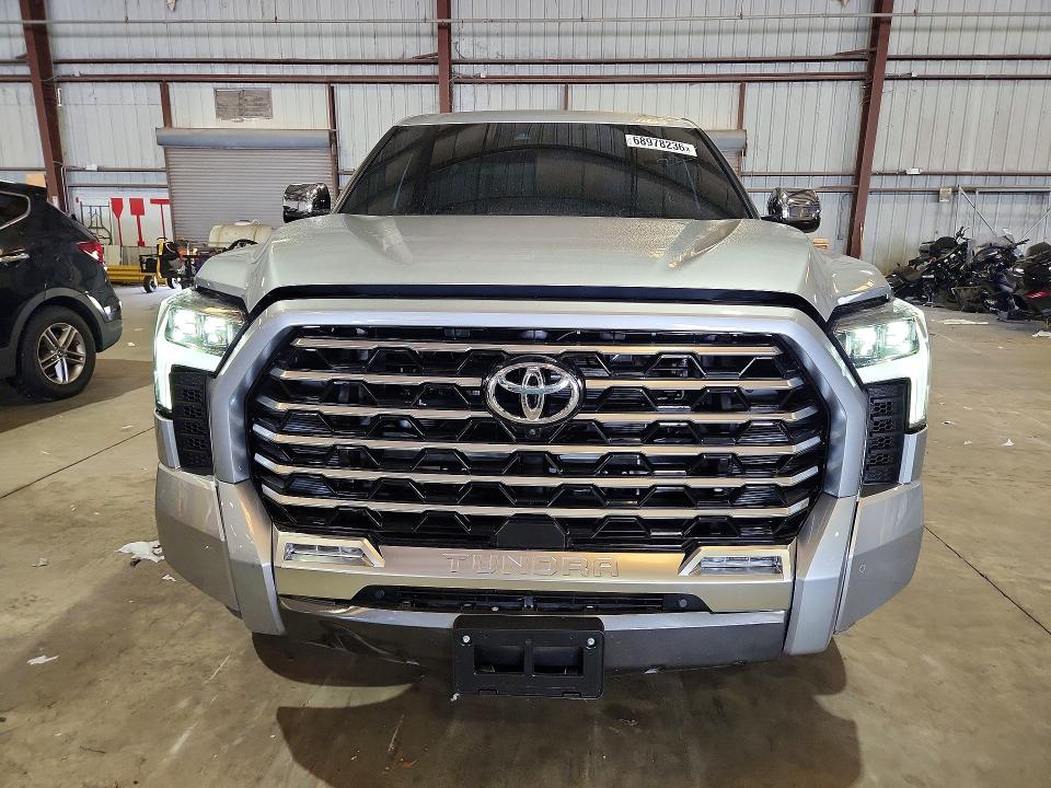 Продажа на аукционе авто 2026 Toyota Tundra, vin: 5TFVC5DBXTX146181, номер лота: 68978236