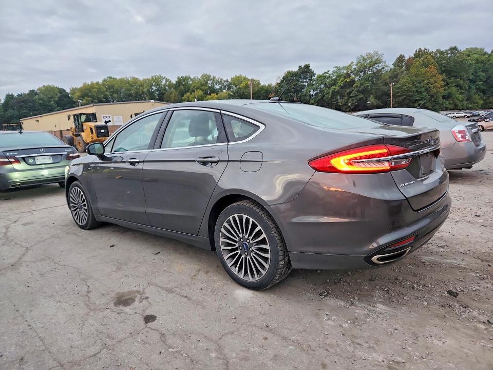 68312876 :رقم المزاد ، 3FA6P0T90JR264293 vin ، 2018 Ford Fusion مزاد بيع