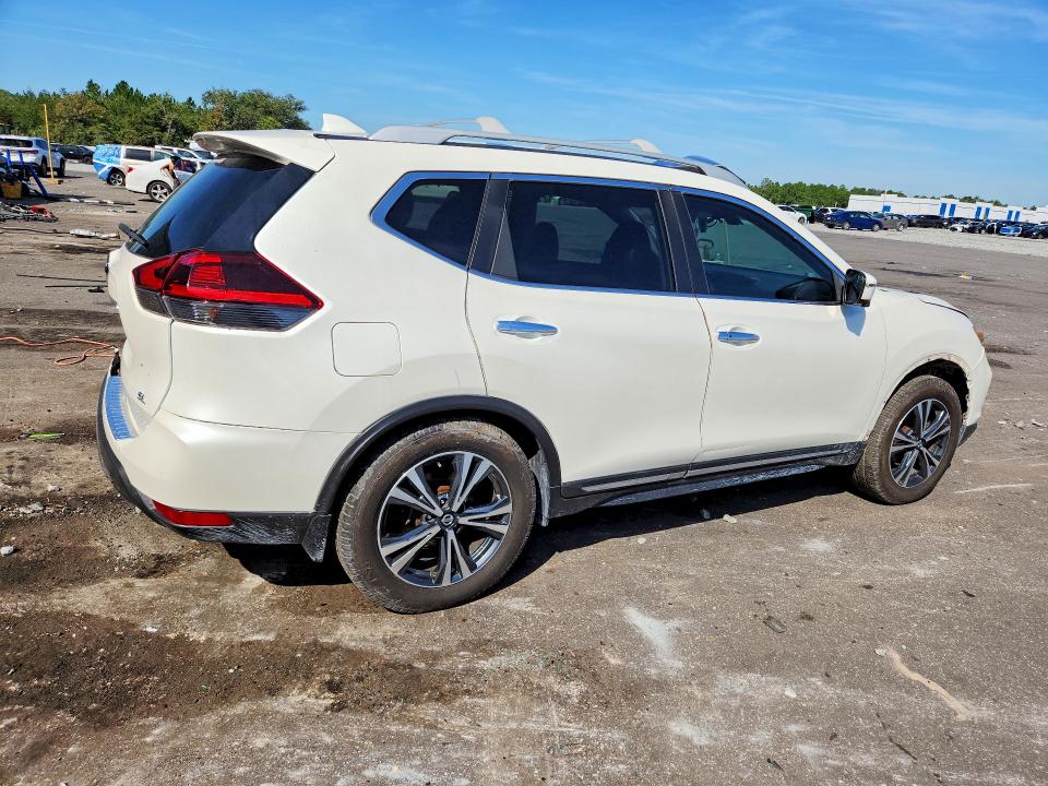 Продаж на аукціоні авто 2018 Nissan Rogue, vin: 5N1AT2MT0JC798488, номер лоту: 70982316