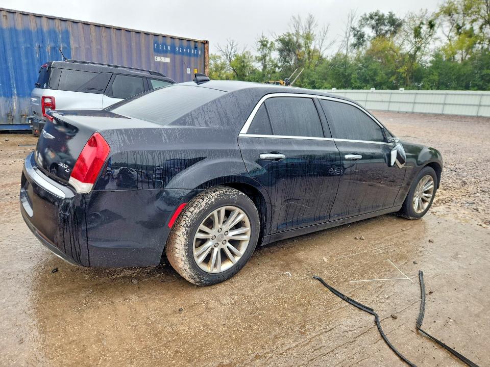 68729096 :رقم المزاد ، 2C3CCAEG3HH566536 vin ، 2017 Chrysler 300c مزاد بيع