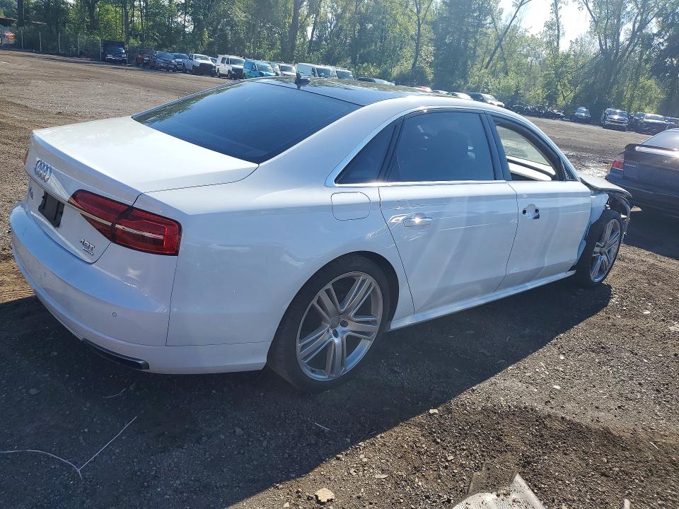 67571646 :رقم المزاد ، WAU43AFD9GN005202 vin ، 2016 Audi A8 مزاد بيع