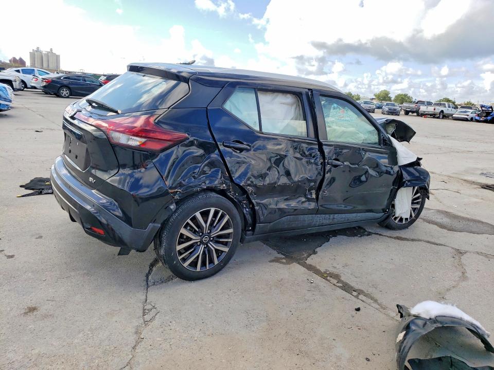 67303006 :رقم المزاد ، 3N1CP5CV6ML542955 vin ، 2021 Nissan Kicks مزاد بيع