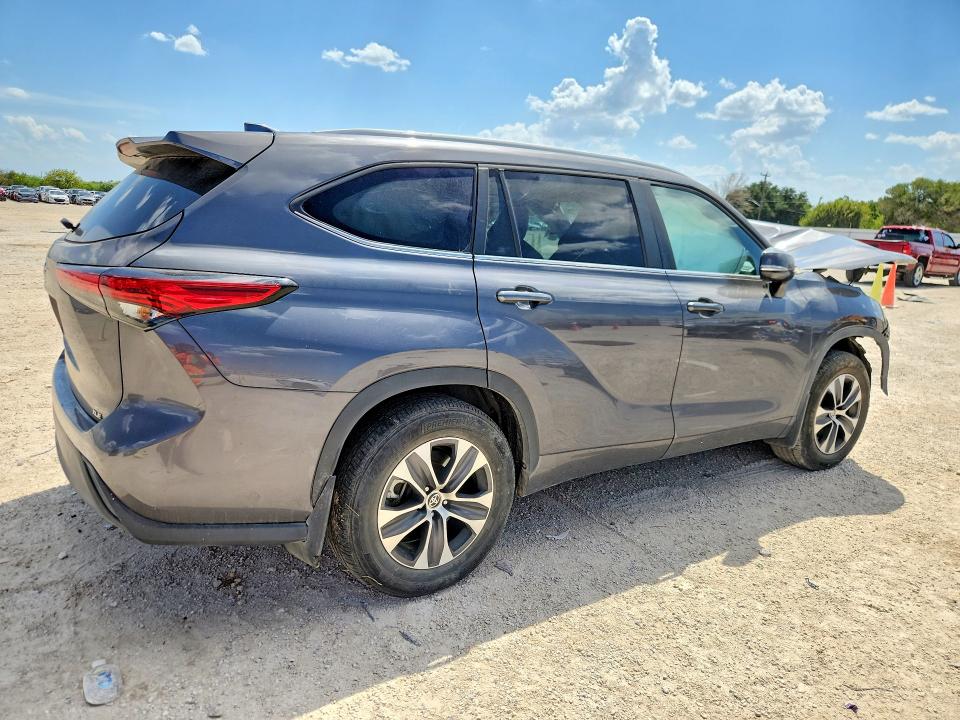Продажа на аукционе авто 2023 Toyota Highlander, vin: 5TDKDRAH6PS000503, номер лота: 67726756