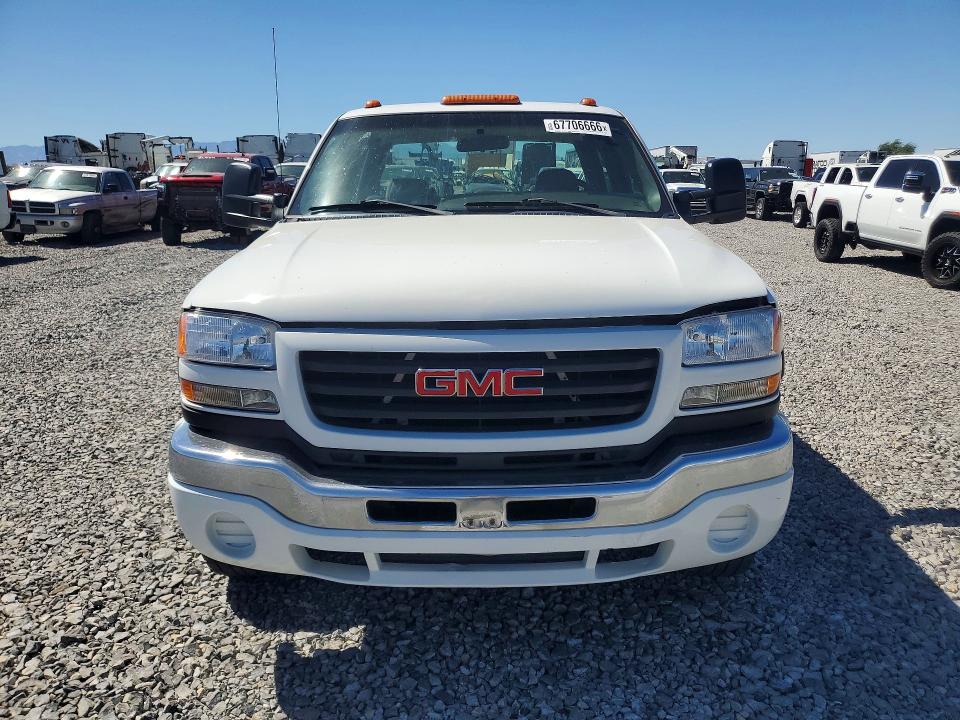 67706666 :رقم المزاد ، 1GTHC23D36F201370 vin ، 2006 Gmc Sierra مزاد بيع