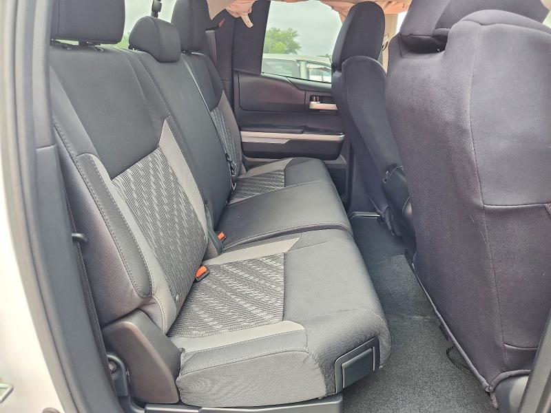 Продажа на аукционе авто 2018 Toyota Tundra, vin: 5TFRY5F11JX229714, номер лота: 69707376